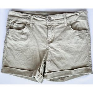 High Waisted Rolled Shorts Beige